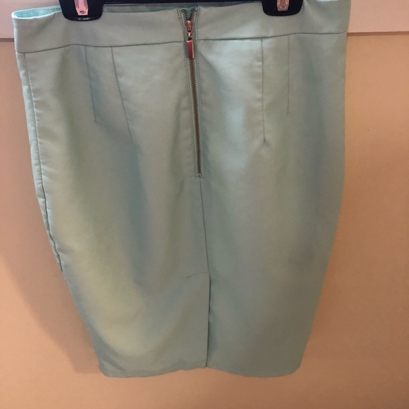 RW&CO teal vegan leather pencil skirt - Picture 7 of 8